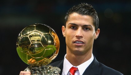 开云体育平台APP-爱尔兰轻取加纳，久保建英里程碑之夜，亚洲之光如何照亮世界足球版图