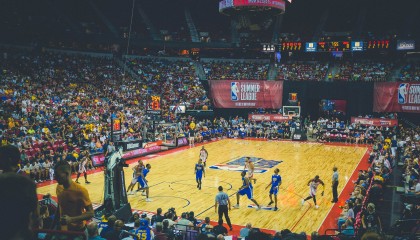 开云体育中国-范戴克一夫当关，荷兰掀翻格子军团背后的战术革命