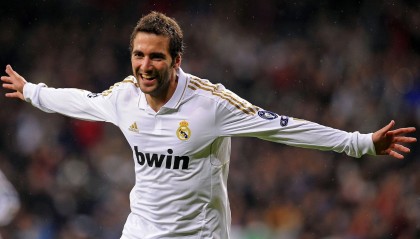 开云体育官网-北京队连续得分压制热火，2026世界杯如何见证篮球全球化新纪元？