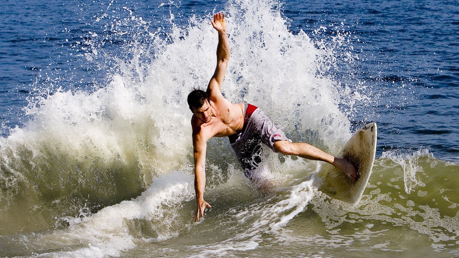 鹈鹕对阵老鹰,克莱全程高能输出,诠释何为杀手本能